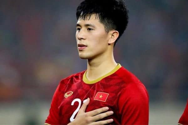 Trần Đình Trọng - Cầu thủ xuất sắc hàng phòng thủ tuyển Việt Nam